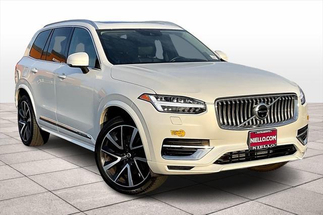 used 2022 Volvo XC90 Recharge Plug-In Hybrid car, priced at $45,626