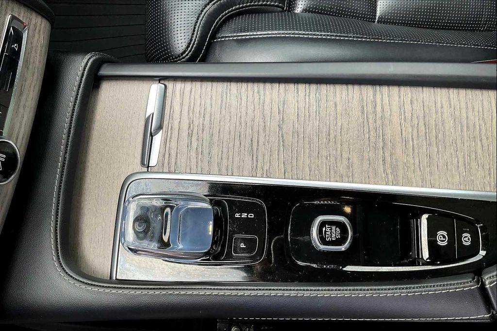 used 2022 Volvo XC90 Recharge Plug-In Hybrid car, priced at $49,598