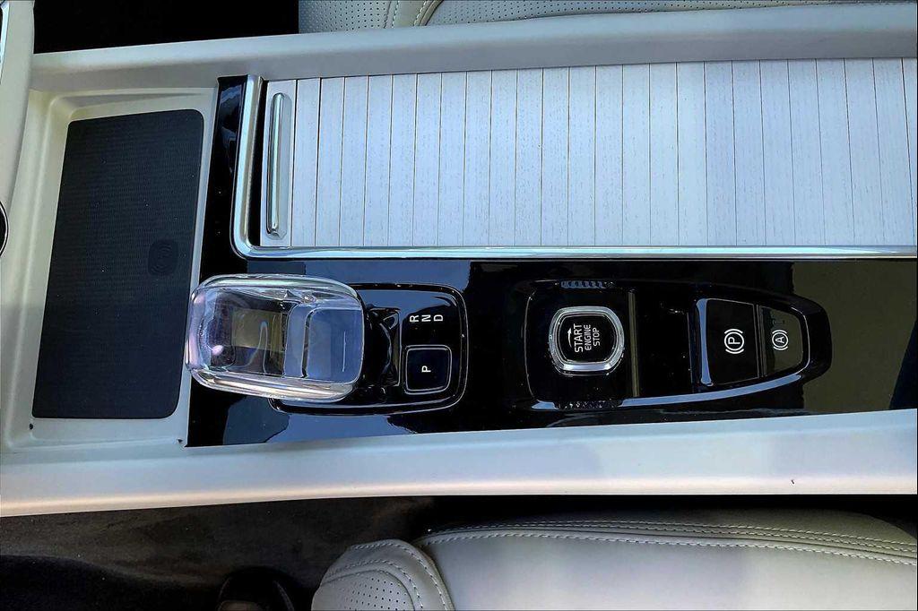 new 2026 Volvo XC60 car, priced at $63,935