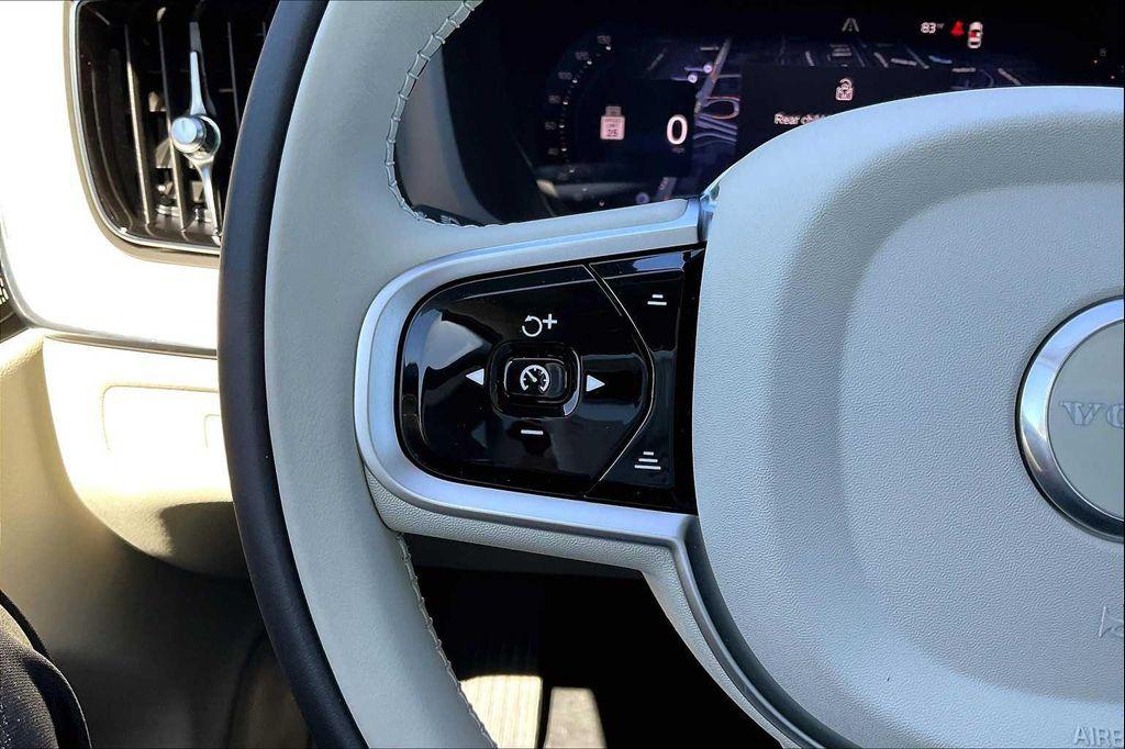 new 2026 Volvo XC60 car, priced at $63,935