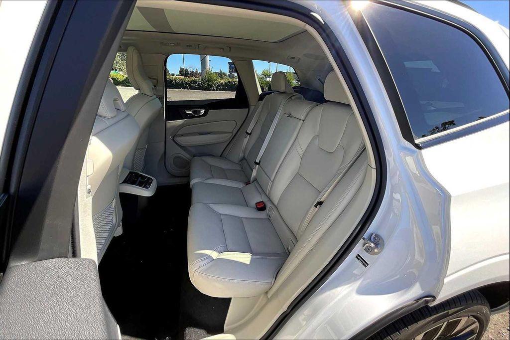 new 2026 Volvo XC60 car, priced at $63,935