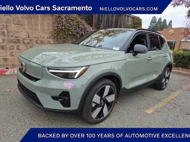 used 2023 Volvo XC40 Recharge Pure Electric car, priced at $36,440