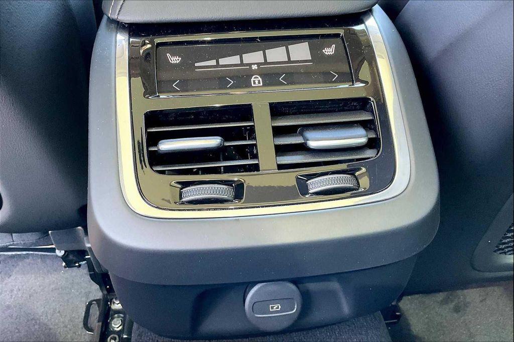 new 2025 Volvo V60 Cross Country car, priced at $59,025