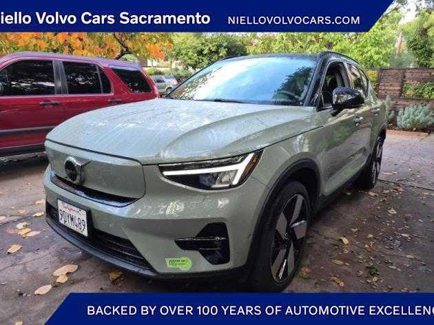 used 2023 Volvo XC40 Recharge Pure Electric car, priced at $35,254