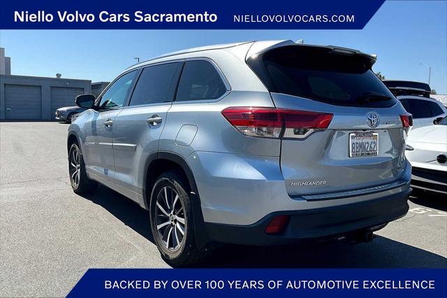 used 2018 Toyota Highlander car, priced at $27,220