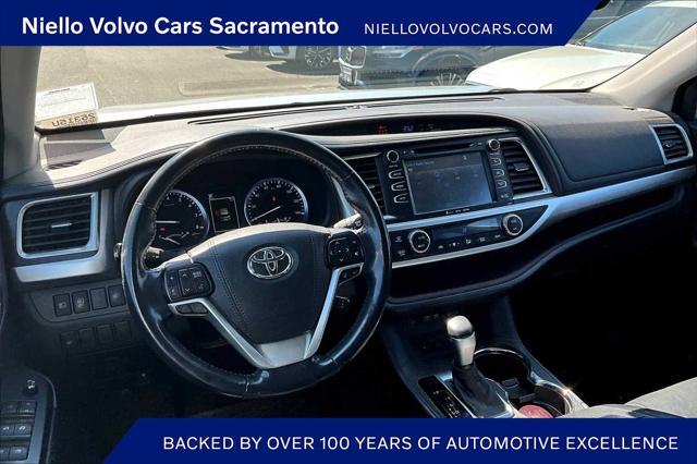used 2018 Toyota Highlander car, priced at $27,220