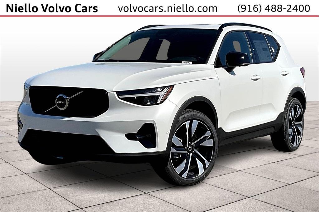 new 2024 Volvo XC40 car, priced at $49,855