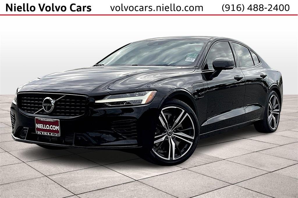 used 2021 Volvo S60 Recharge Plug-In Hybrid car, priced at $35,840
