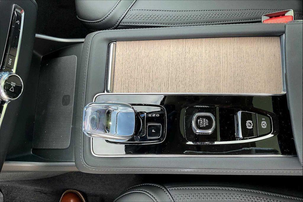 new 2026 Volvo XC90 car, priced at $66,345