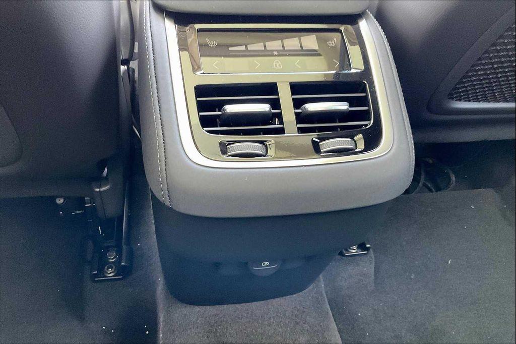 new 2026 Volvo XC90 car, priced at $66,345