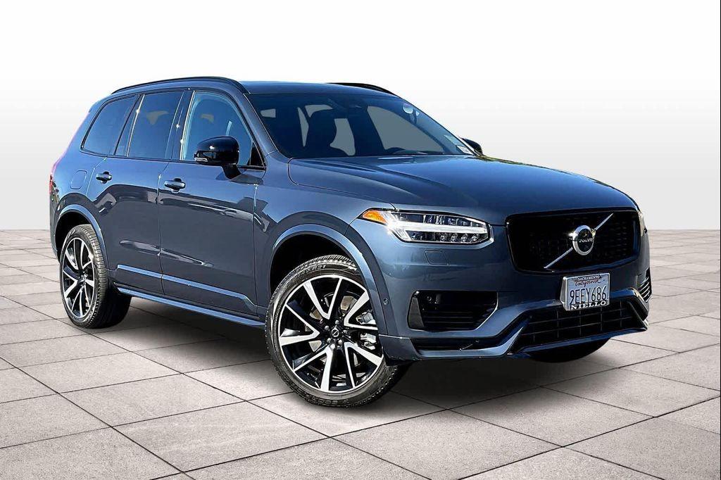 used 2023 Volvo XC90 Recharge Plug-In Hybrid car, priced at $52,980