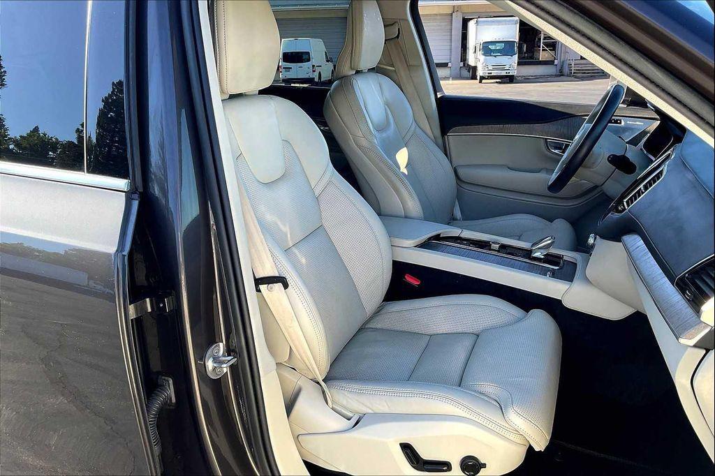 used 2023 Volvo XC90 Recharge Plug-In Hybrid car, priced at $52,440