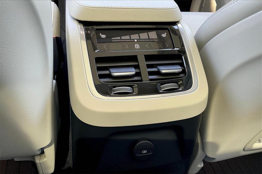 new 2024 Volvo XC90 Recharge Plug-In Hybrid car, priced at $76,777