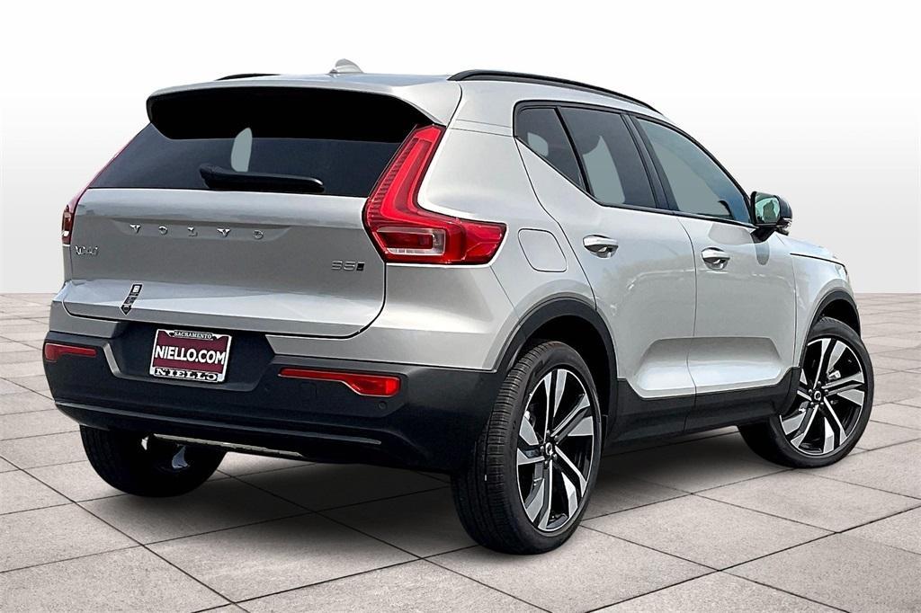 new 2024 Volvo XC40 car, priced at $49,155