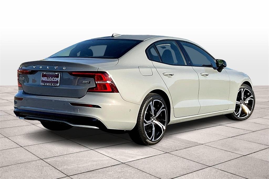 new 2024 Volvo S60 car, priced at $50,414