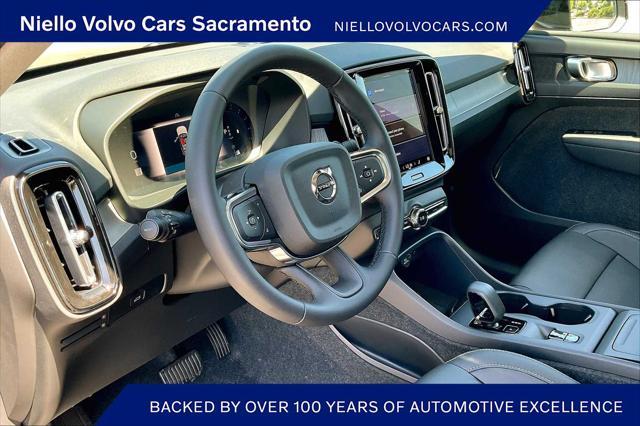 new 2025 Volvo XC40 car, priced at $46,035