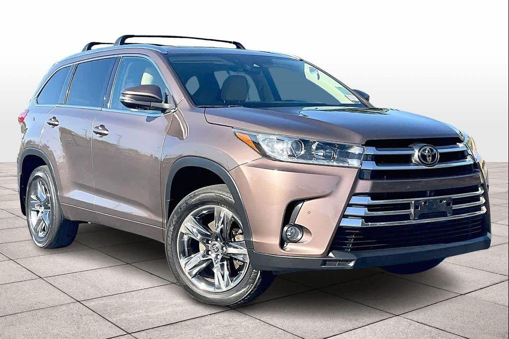 used 2017 Toyota Highlander car, priced at $23,698