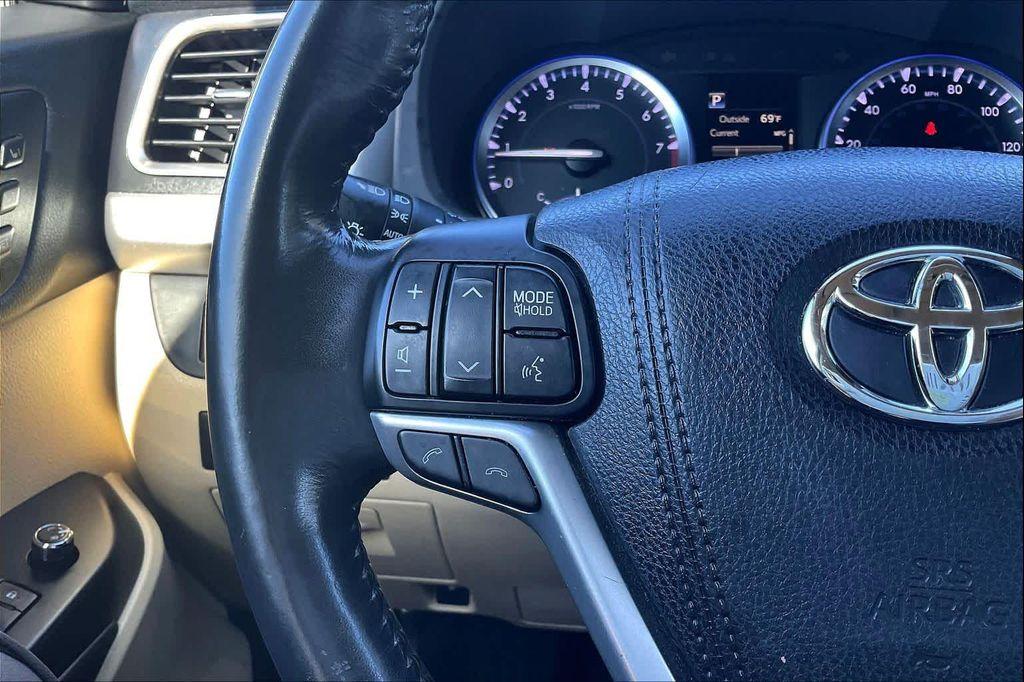 used 2017 Toyota Highlander car, priced at $23,698