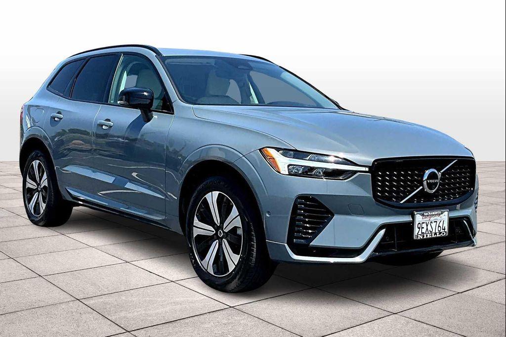used 2023 Volvo XC60 Recharge Plug-In Hybrid car, priced at $41,040