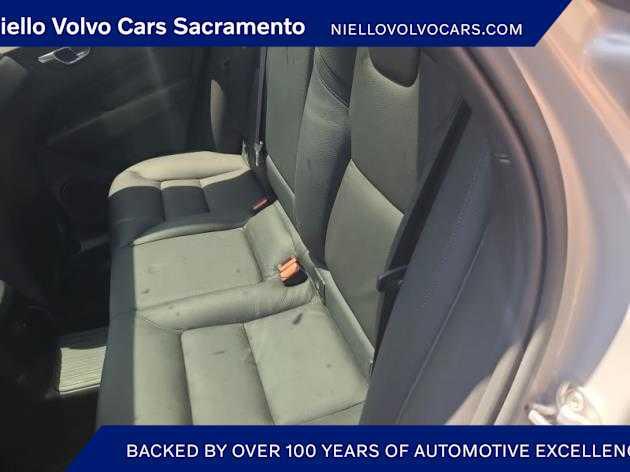 used 2023 Volvo XC60 Recharge Plug-In Hybrid car, priced at $46,400