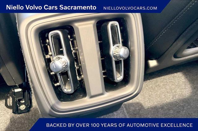 new 2025 Volvo XC40 car, priced at $46,035