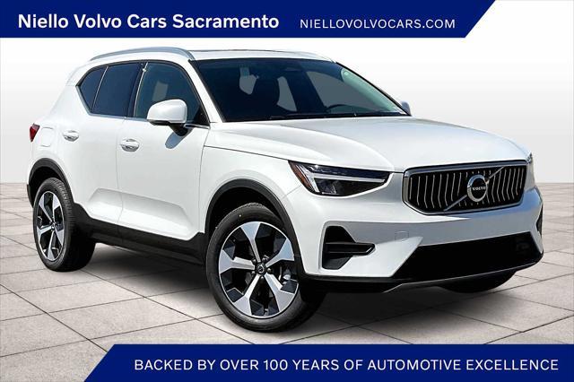 new 2025 Volvo XC40 car, priced at $46,035