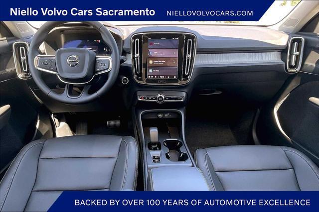 new 2025 Volvo XC40 car, priced at $46,035