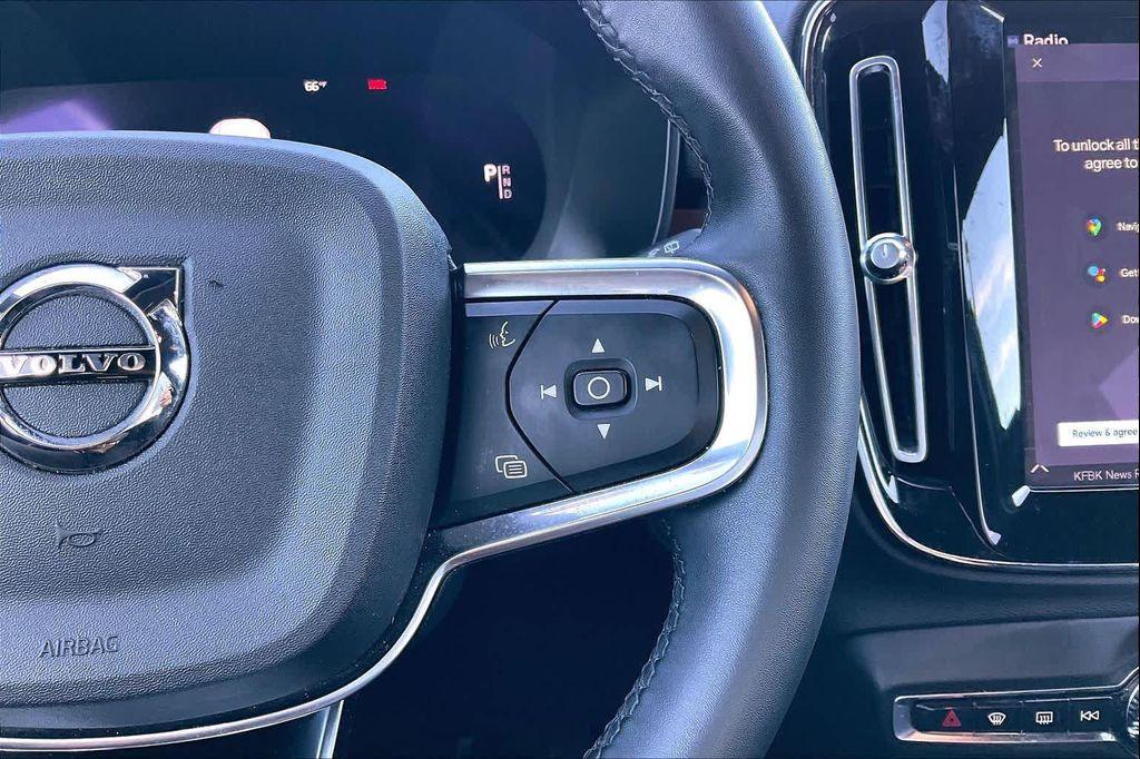 used 2023 Volvo XC40 Recharge Pure Electric car, priced at $27,159