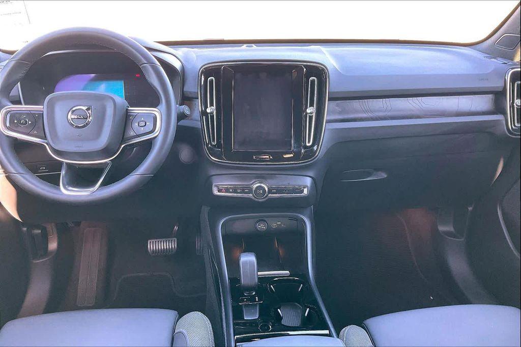 used 2023 Volvo XC40 Recharge Pure Electric car, priced at $27,159