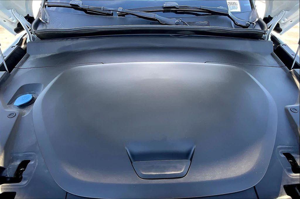 used 2023 Volvo XC40 Recharge Pure Electric car, priced at $27,159