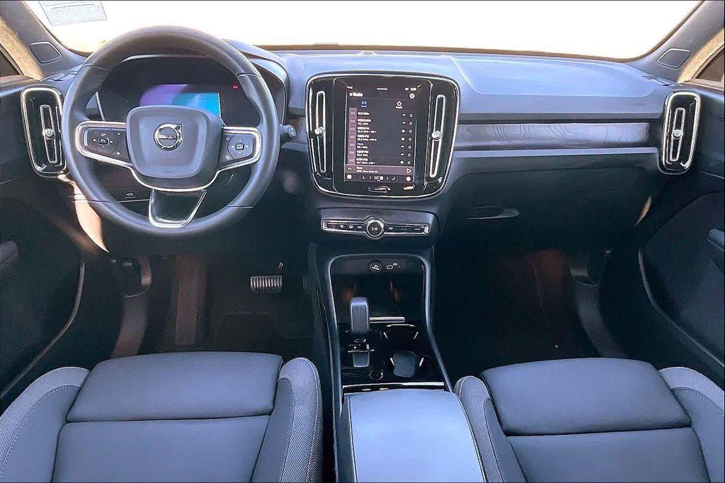 used 2023 Volvo XC40 Recharge Pure Electric car, priced at $27,159