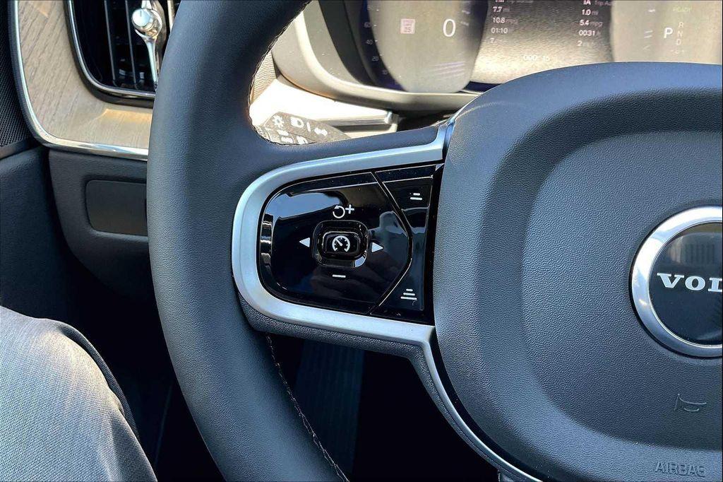 new 2026 Volvo XC60 Plug-In Hybrid car, priced at $69,315