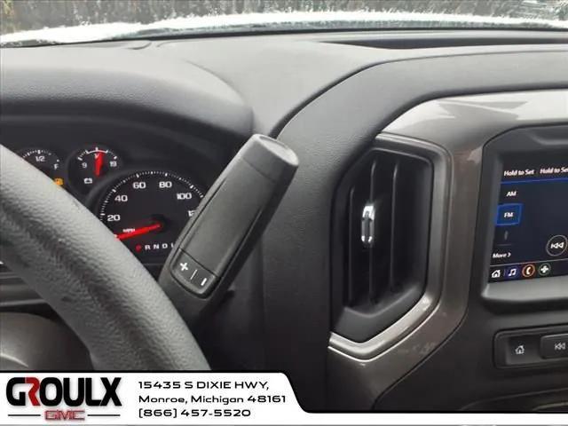 new 2025 GMC Sierra 1500 car, priced at $44,720
