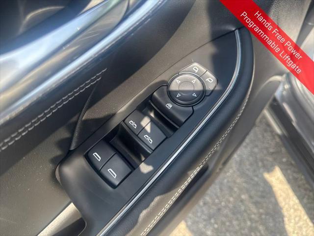 used 2022 Buick Envision car, priced at $26,997