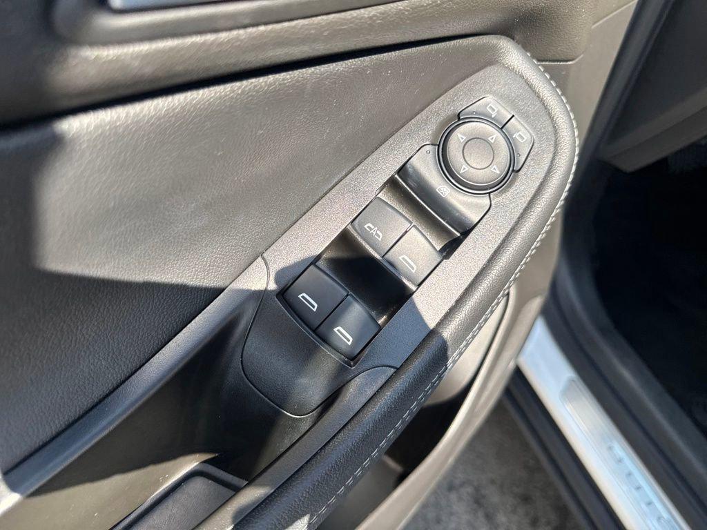 used 2022 Buick Encore GX car, priced at $18,999