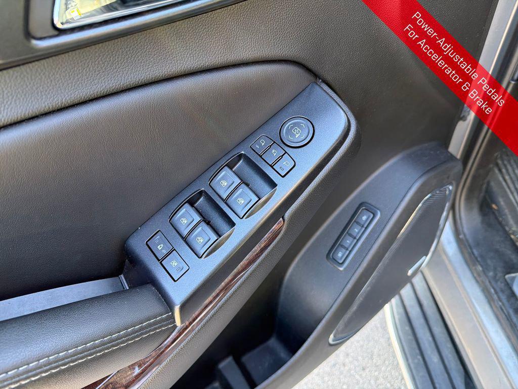 used 2019 GMC Yukon car, priced at $20,599