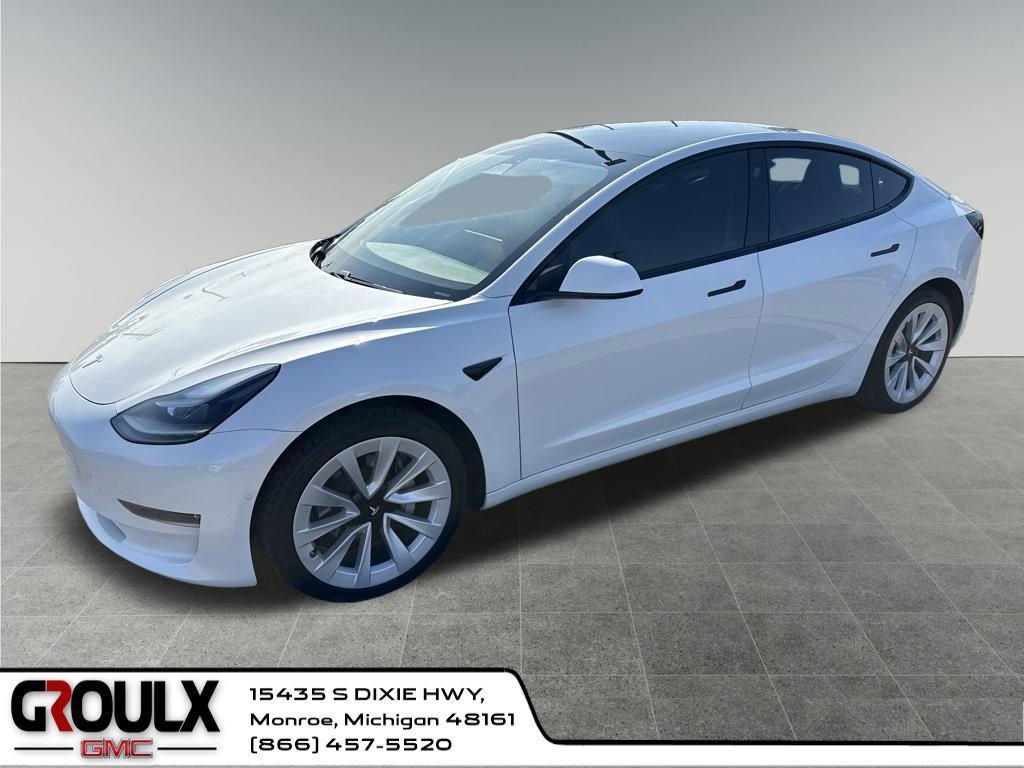 used 2021 Tesla Model 3 car, priced at $27,499