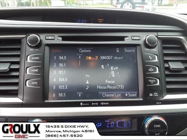 used 2018 Toyota Highlander car, priced at $17,995