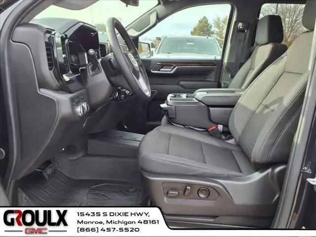 new 2025 GMC Sierra 1500 car, priced at $58,170