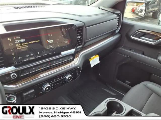 new 2025 GMC Sierra 1500 car, priced at $58,170