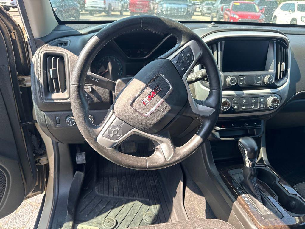 used 2022 GMC Canyon car, priced at $31,499