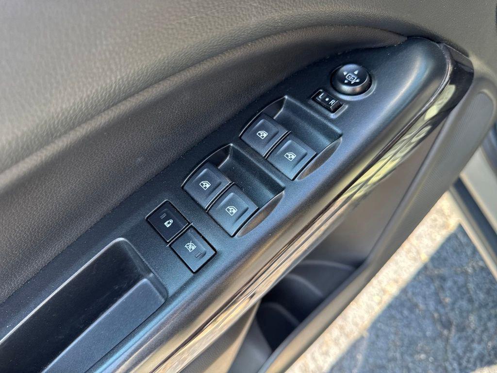 used 2022 GMC Canyon car, priced at $31,499