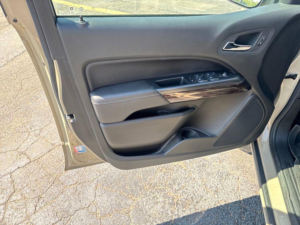 used 2022 GMC Canyon car, priced at $31,499