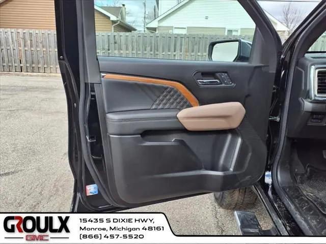 new 2024 GMC Canyon car, priced at $55,205