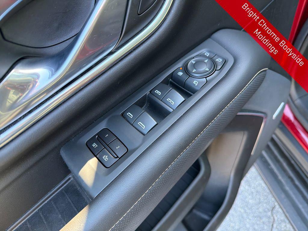 used 2021 GMC Yukon car, priced at $49,799