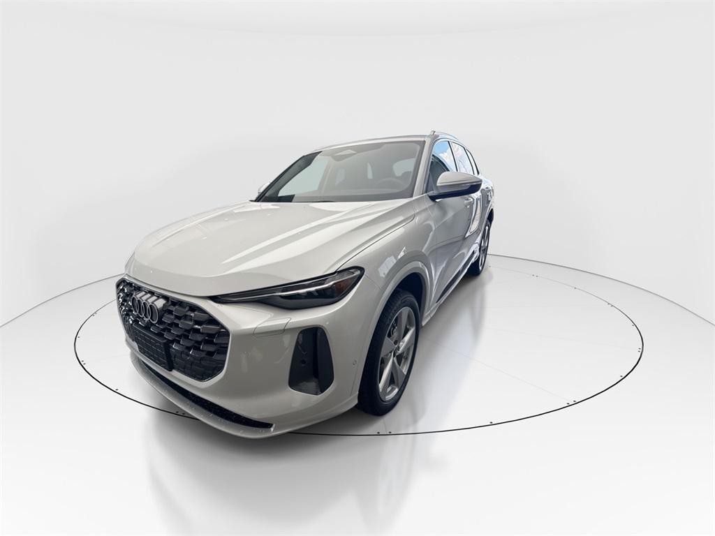 new 2025 Audi Q5 car, priced at $61,950