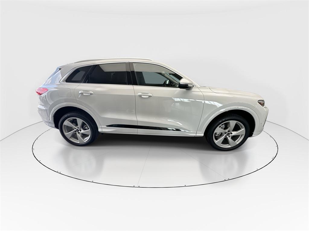 new 2025 Audi Q5 car, priced at $61,950