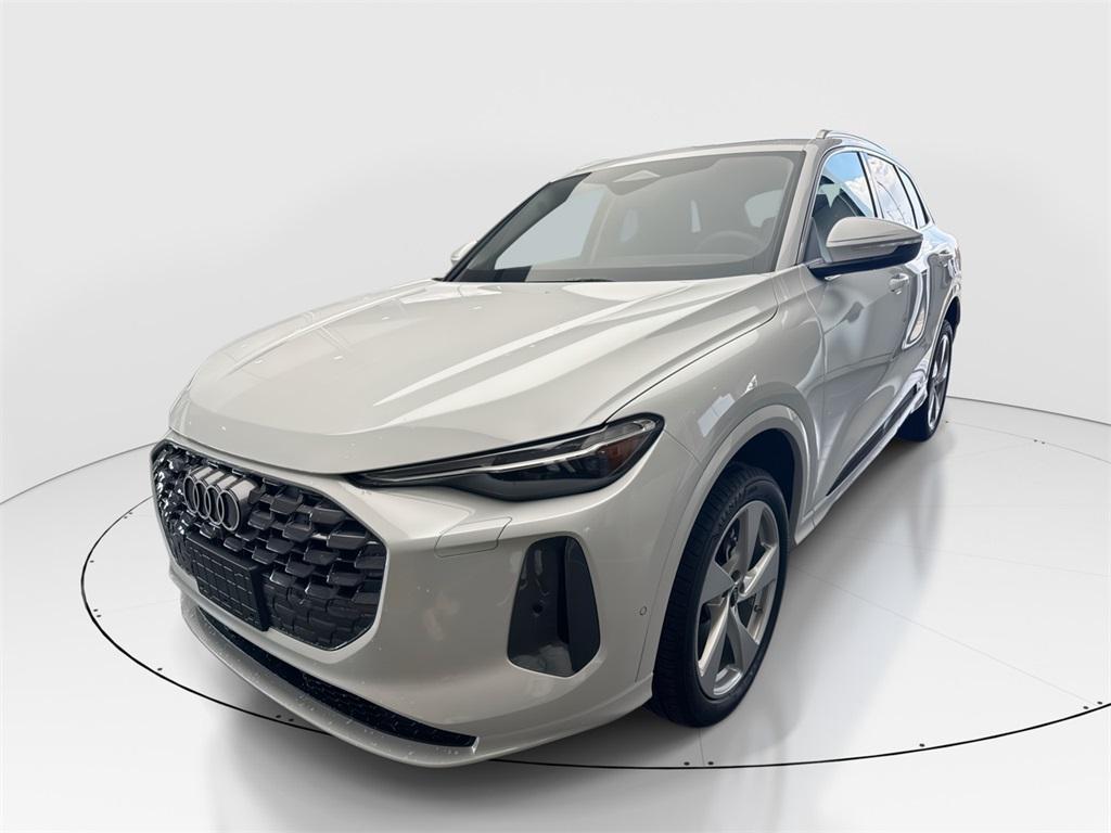 new 2025 Audi Q5 car, priced at $61,950