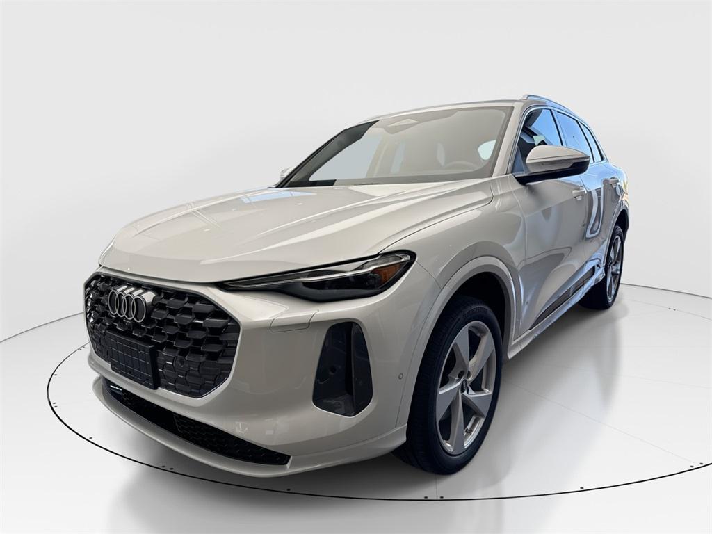 new 2025 Audi Q5 car, priced at $61,300