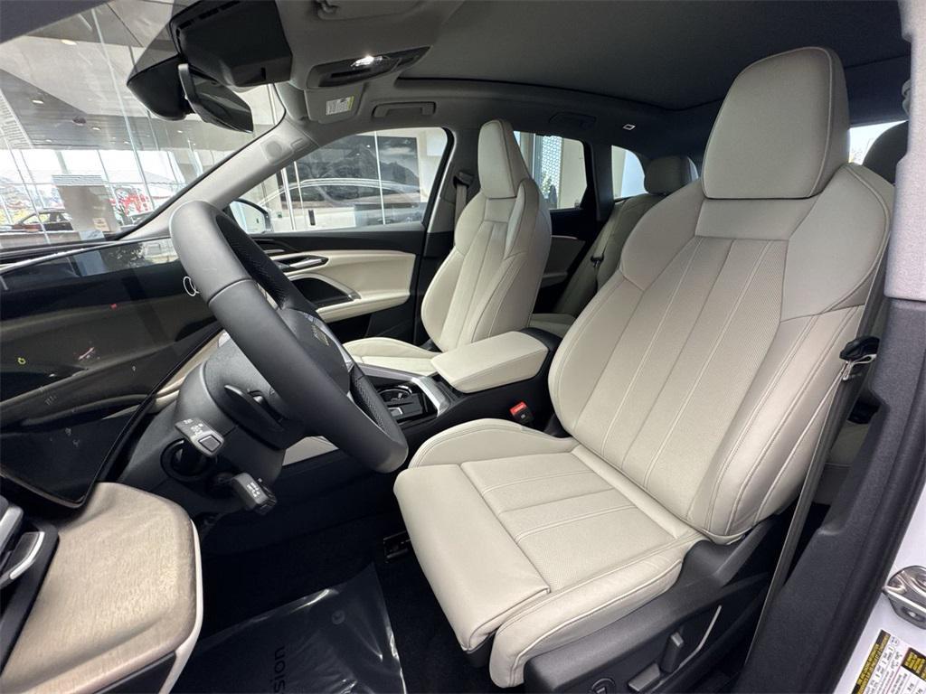 new 2025 Audi Q5 car, priced at $61,300